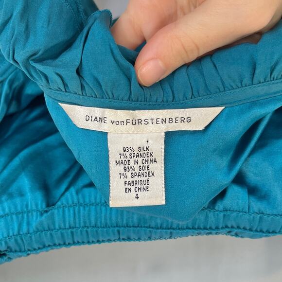 DIANE VON FURSTENBERG DVF Silk Wrap Top Long Sleeve Stretch Teal Blue Size 4 - Picture 3 of 8